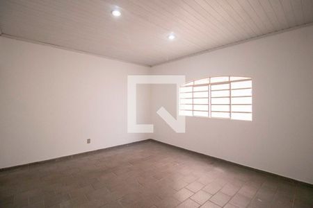 Casa para alugar com 80m², 3 quartos e 1 vaga Casa para alugar com 80m², 3 quartos e 1 vagaQuarto 1