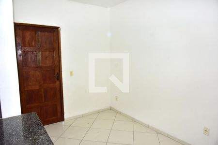 Sala/Cozinha de casa para alugar com 2 quartos, 46m² em Vila Marari, São Paulo