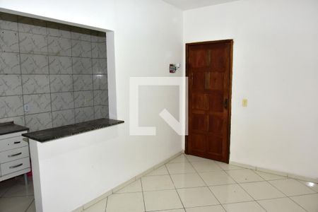Sala/Cozinha de casa para alugar com 2 quartos, 46m² em Vila Marari, São Paulo