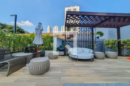 Apartamento à venda com 38m², 1 quarto e sem vaga Apartamento à venda com 38m², 1 quarto e sem vagaÁrea comum - Piscina