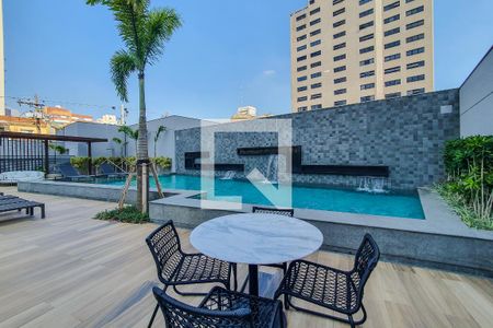 Apartamento à venda com 38m², 1 quarto e sem vaga Apartamento à venda com 38m², 1 quarto e sem vagaÁrea comum - Piscina