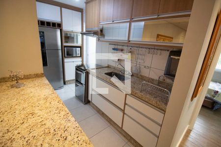 Apartamento à venda com 73m², 3 quartos e 2 vagas Apartamento à venda com 73m², 3 quartos e 2 vagasCozinha