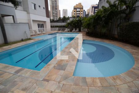 Apartamento à venda com 73m², 3 quartos e 2 vagas Apartamento à venda com 73m², 3 quartos e 2 vagasÁrea comum - Piscina