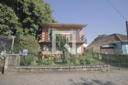 Casa à venda com 202m², 3 quartos e 3 vagasFachada