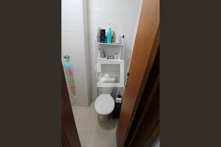 Banheiro de apartamento para alugar com 1 quarto, 28m² em Chora Menino, São Paulo