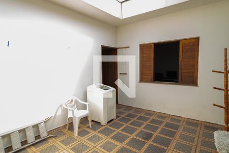 Casa à venda com 400m², 5 quartos e 4 vagasQuintal - Casa 1