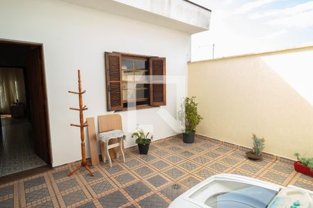 Casa à venda com 400m², 5 quartos e 4 vagasQuintal - Casa 1