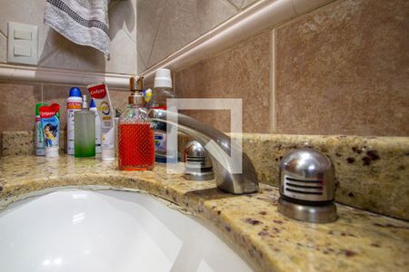 Casa à venda com 95m², 3 quartos e sem vaga Casa à venda com 95m², 3 quartos e sem vagaBanheiro Social