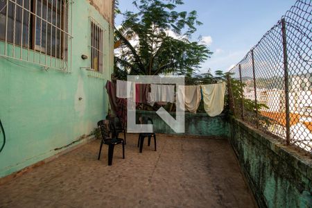Casa à venda com 95m², 3 quartos e sem vaga Casa à venda com 95m², 3 quartos e sem vagaÁrea de Serviço