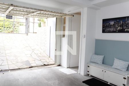 Casa à venda com 148m², 2 quartos e 3 vagasGaragem