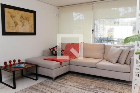 Sala de casa à venda com 2 quartos, 148m² em Vila Conceição, Porto Alegre