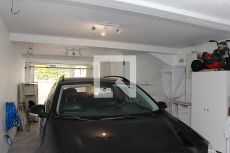 Casa à venda com 148m², 2 quartos e 3 vagasGaragem