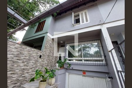 Casa à venda com 148m², 2 quartos e 3 vagasFachada