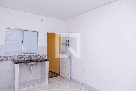 Sala e Cozinha de casa para alugar com 1 quarto, 41m² em Vila Libanesa, São Paulo