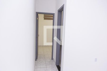Corredor de casa para alugar com 1 quarto, 41m² em Vila Libanesa, São Paulo