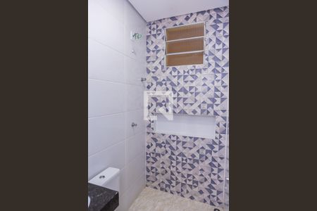 Casa para alugar com 41m², 1 quarto e 1 vaga Casa para alugar com 41m², 1 quarto e 1 vagaBanheiro