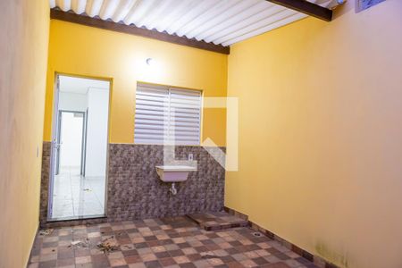 Casa para alugar com 41m², 1 quarto e 1 vaga Casa para alugar com 41m², 1 quarto e 1 vagaÁrea de Serviço e Garagem