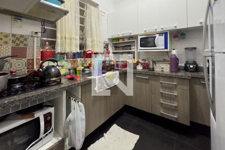 Apartamento à venda com 112m², 3 quartos e sem vaga Apartamento à venda com 112m², 3 quartos e sem vagaCozinha