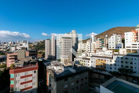 Vista de apartamento à venda com 4 quartos, 124m² em Buritis, Belo Horizonte