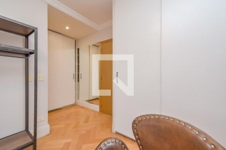 Apartamento à venda com 330m², 4 quartos e 4 vagasQuarto 2 - Suíte