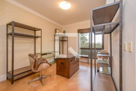 Apartamento à venda com 330m², 4 quartos e 4 vagasQuarto 2 - Suíte