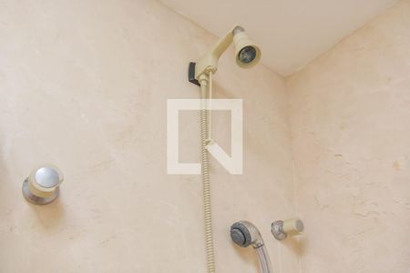 Apartamento à venda com 330m², 4 quartos e 4 vagasBanheiro do Quarto 1