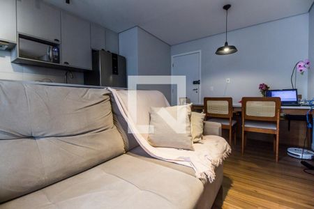 Sala  de apartamento para alugar com 2 quartos, 52m² em Alphaville Empresarial, Barueri