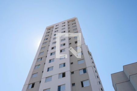 Apartamento para alugar com 62m², 2 quartos e 2 vagasFachada