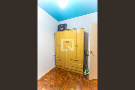 Casa à venda com 300m², 3 quartos e 4 vagas Casa à venda com 300m², 3 quartos e 4 vagasQuarto 2