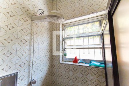 Casa à venda com 300m², 3 quartos e 4 vagas Casa à venda com 300m², 3 quartos e 4 vagasBanheiro 2