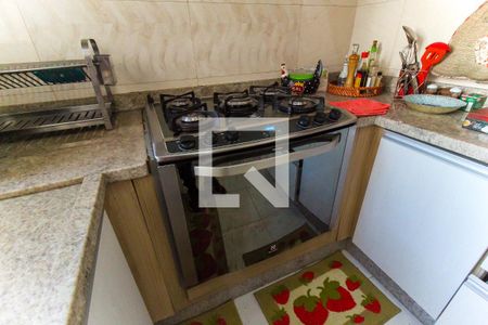 Casa à venda com 300m², 3 quartos e 4 vagas Casa à venda com 300m², 3 quartos e 4 vagasCozinha