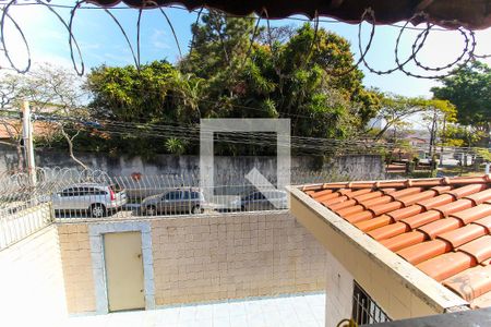 Casa à venda com 300m², 3 quartos e 4 vagas Casa à venda com 300m², 3 quartos e 4 vagasVista da Varanda