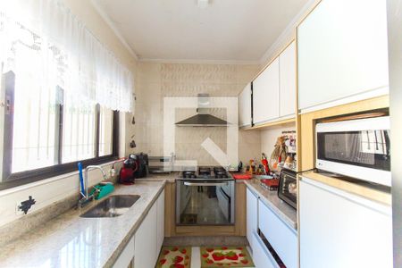 Casa à venda com 300m², 3 quartos e 4 vagas Casa à venda com 300m², 3 quartos e 4 vagasCozinha