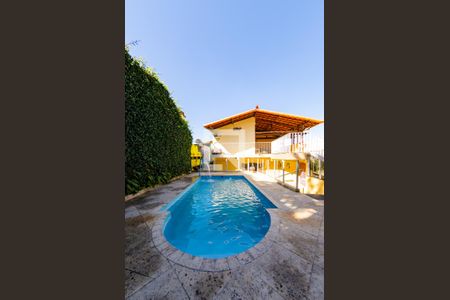 Casa para alugar com 536m², 5 quartos e 3 vagasPiscina