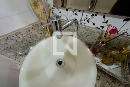 Casa para alugar com 536m², 5 quartos e 3 vagasBanheiro suíte