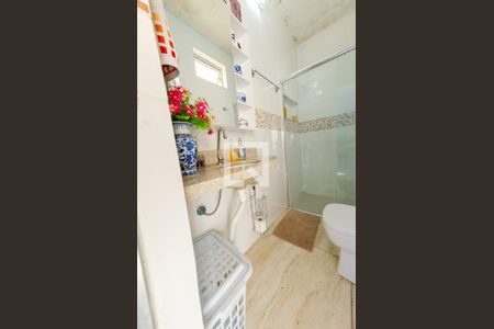 Casa para alugar com 536m², 5 quartos e 3 vagasBanheiro