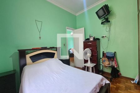 Apartamento à venda com 75m², 2 quartos e 2 vagasQuarto