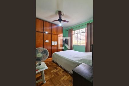 Apartamento à venda com 75m², 2 quartos e 2 vagasQuarto