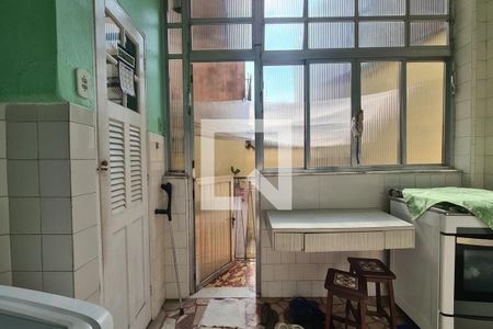 Apartamento à venda com 75m², 2 quartos e 2 vagasCozinha