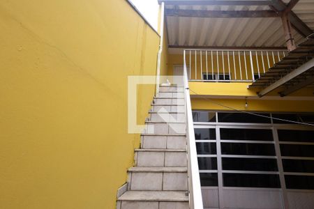 Casa à venda com 240m², 3 quartos e 5 vagas Casa à venda com 240m², 3 quartos e 5 vagasÁrea externa