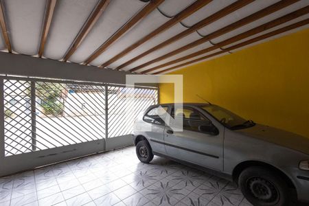 Casa à venda com 240m², 3 quartos e 5 vagas Casa à venda com 240m², 3 quartos e 5 vagasGaragem