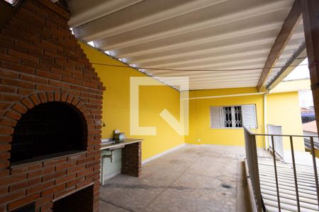 Casa à venda com 240m², 3 quartos e 5 vagas Casa à venda com 240m², 3 quartos e 5 vagasÁrea comum - Churrasqueira