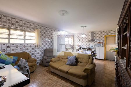 Casa à venda com 240m², 3 quartos e 5 vagas Casa à venda com 240m², 3 quartos e 5 vagasCozinha