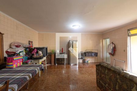 Casa à venda com 240m², 3 quartos e 5 vagas Casa à venda com 240m², 3 quartos e 5 vagasSalão de Festas