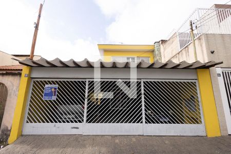 Casa à venda com 240m², 3 quartos e 5 vagas Casa à venda com 240m², 3 quartos e 5 vagasGaragem