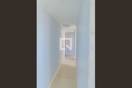 Corredor de apartamento para alugar com 3 quartos, 85m² em Brotas, Salvador
