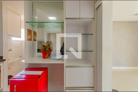 Cozinha de apartamento para alugar com 3 quartos, 85m² em Brotas, Salvador