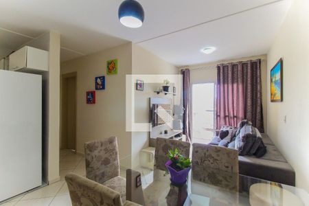 Sala de apartamento para alugar com 2 quartos, 51m² em Jardim Santo Antônio, São Paulo