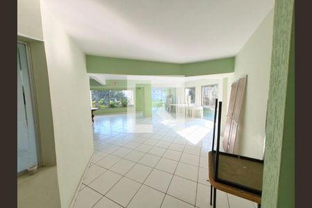 Apartamento à venda com 75m², 3 quartos e 1 vagaÁrea comum