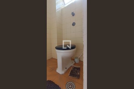 Apartamento à venda com 90m², 3 quartos e 1 vaga Apartamento à venda com 90m², 3 quartos e 1 vagaBanheiro de serviço